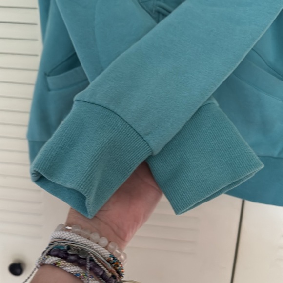 Roxy Full Zip Hooded Jacket Faux Sherpa Lined Toggle Buttons Women’s Size Large - Picture 4 of 7